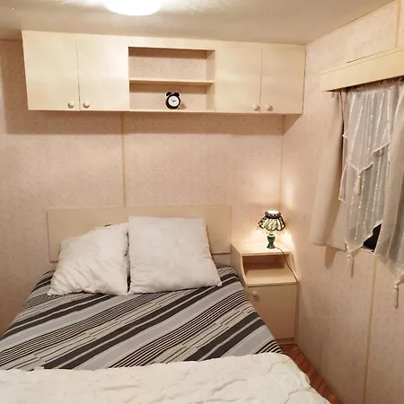 Tatil Evi Chaleureux Au Grau-du-roi, 20 M², Avec Terrasse *